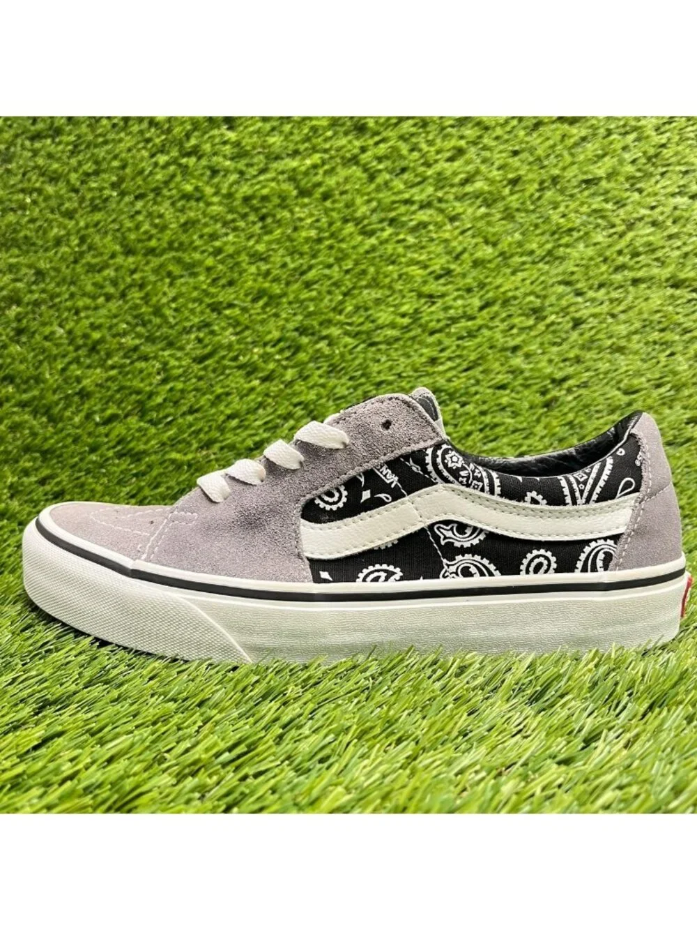 Vans Sk8-Low Paisley-Gray Gum Womens Size 8 Athletic Skateboard Shoes Sneakers